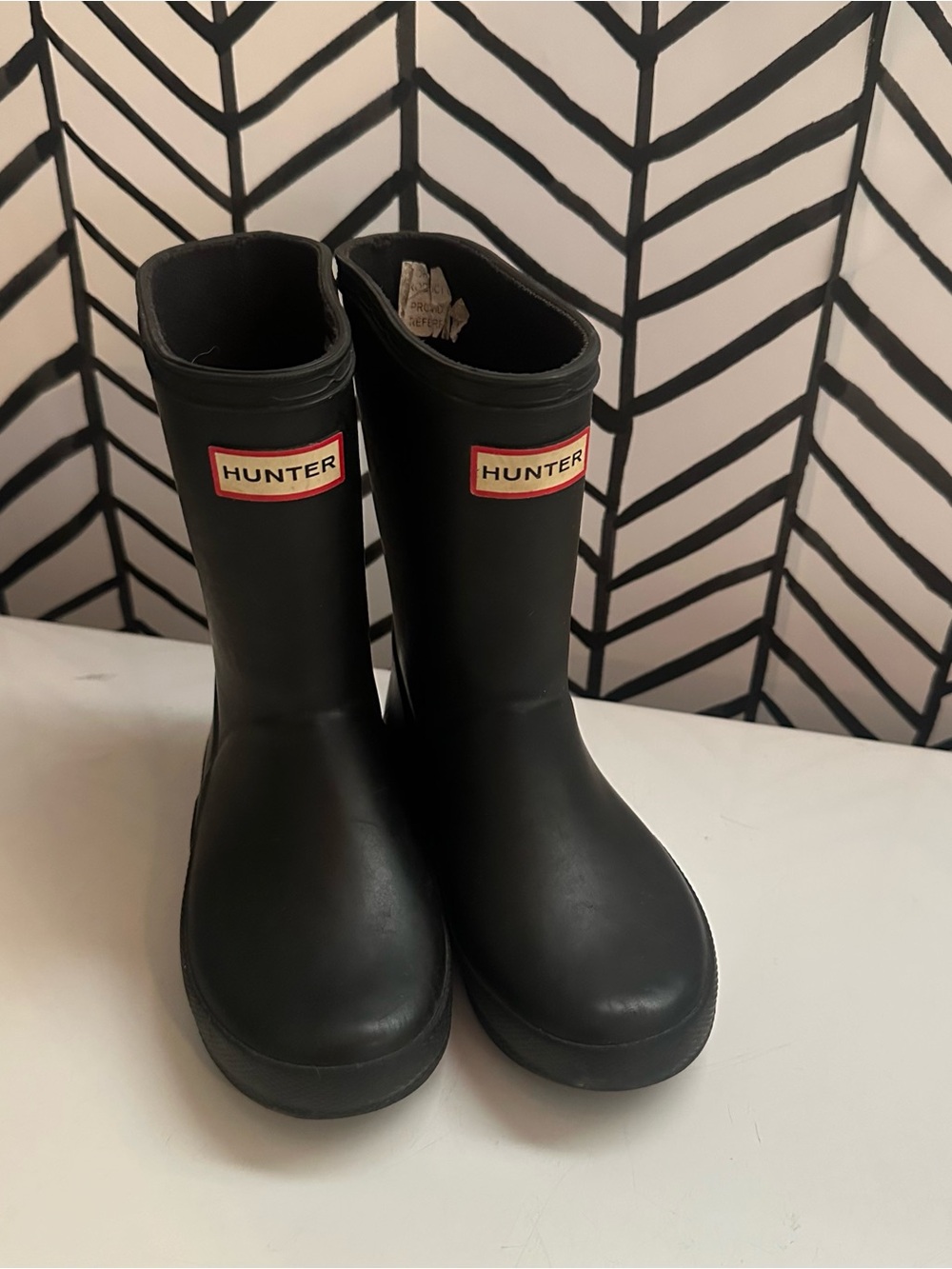 Hunter kids boots size 8